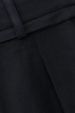 CILO pantalón corto de traje € 165