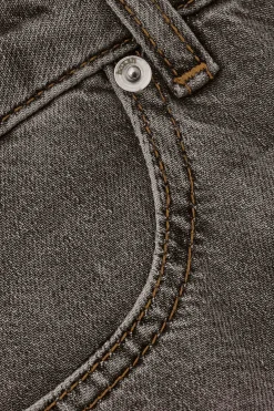 YUSC JEAN